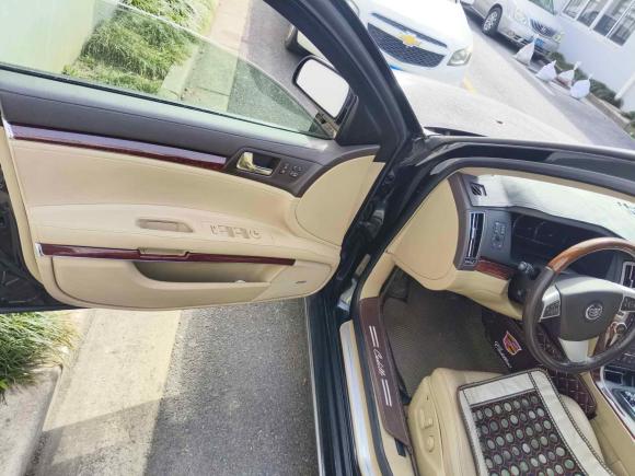 [上海·沪A] 二手凯迪拉克SLS赛威2012款 2.0T 舒适型