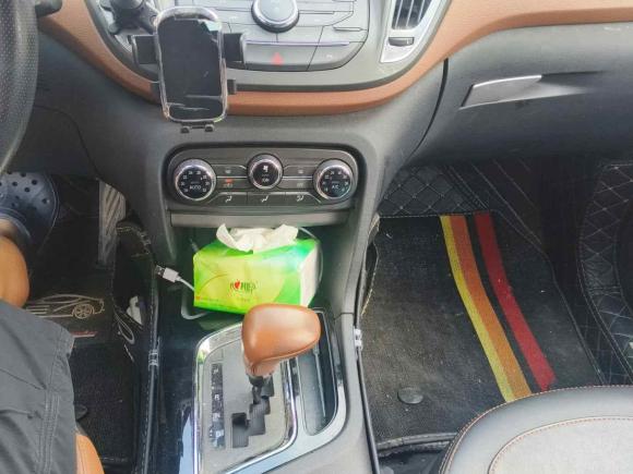 [杭州·浙A] 二手东南东南DX72017款 1.5T 自动荣耀版