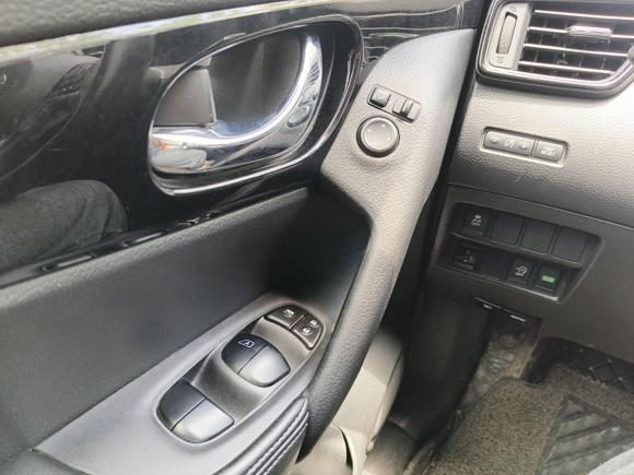 [西安·陕A] 二手日产奇骏2019款 2.0L CVT舒适版 2WD