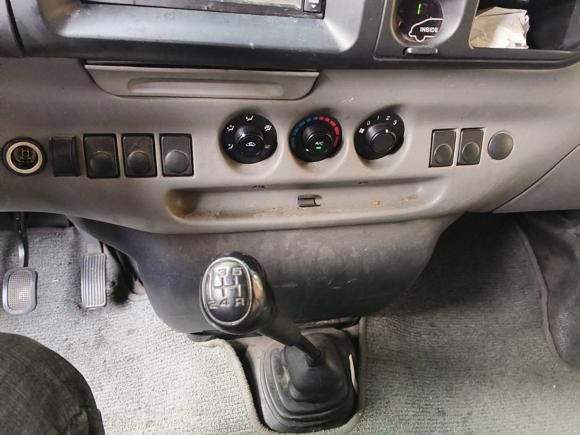 [上海·沪A] 二手福特经典全顺2013款 2.8T柴油普通型短轴中顶JX493ZLQ4