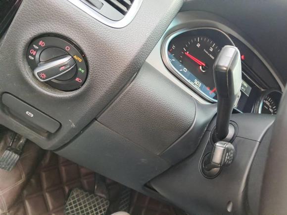 [武汉·鄂A] 二手奥迪奥迪Q72014款 35 TDI 运动型