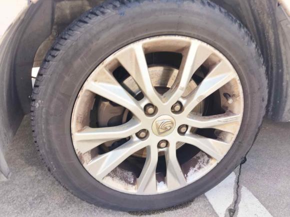 [南昌·赣A] 二手宝骏宝骏7302016款 1.5L 手动超值型 7座 国V