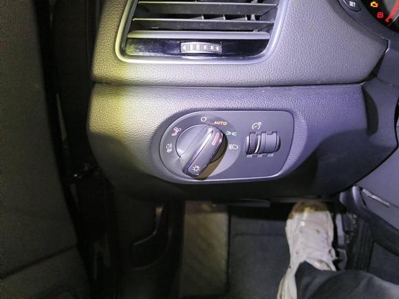 [深圳·粤L] 二手奥迪奥迪Q32017款 30 TFSI 风尚型