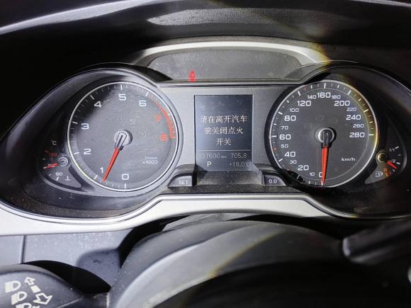 [合肥·皖A] 二手奥迪奥迪A4L2016款 35 TFSI 典藏版 自动标准型