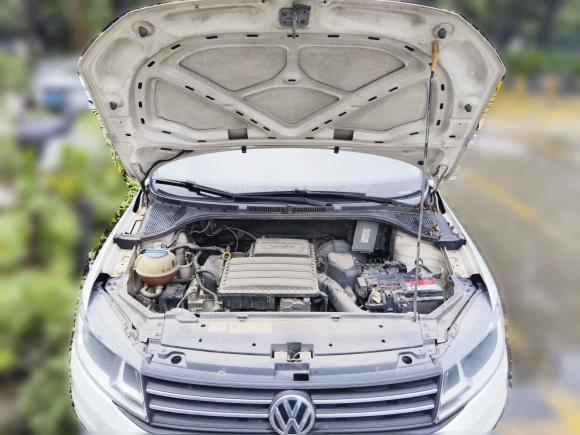 [深圳·粤T] 二手大众桑塔纳2016款 1.6L 自动风尚版