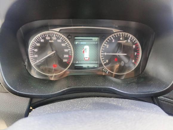 [湖州·云A] 二手SWM斯威汽车SWM斯威X72016款 1.5T 手动豪华型 7座