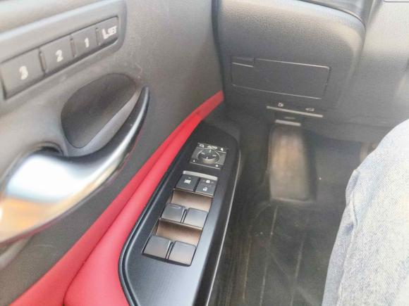 [佛山·粤Y] 二手雷克萨斯雷克萨斯ES2018款 260 F SPORT 国V