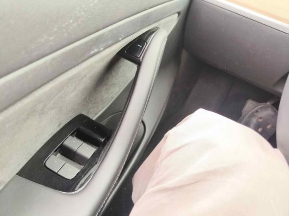 [上海·沪A] 二手特斯拉Model 32020款 标准续航后驱升级版