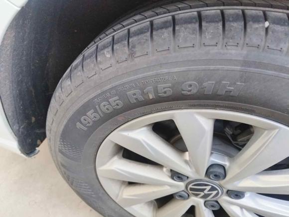 [青岛·鲁B] 二手大众宝来2024款 200TSI 手动畅行版