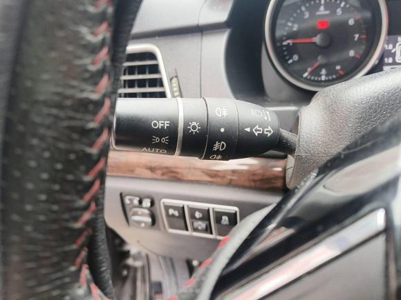 [义乌·浙G] 二手哈弗哈弗H62015款 改款 运动版 1.5T 手动两驱精英型