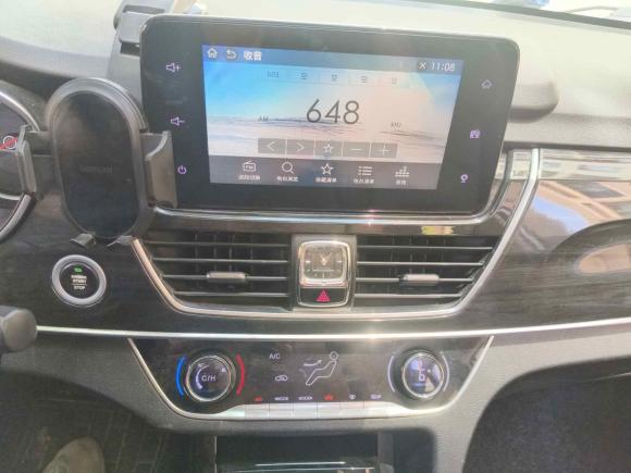 [上海·苏A] 二手宝骏宝骏5602017款 1.5T DCT尊享型