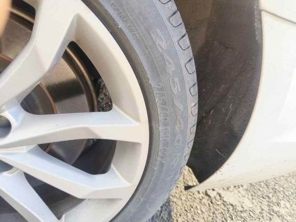 [武汉·鄂A] 二手奥迪奥迪A4L2017款 45 TFSI quattro 风尚型