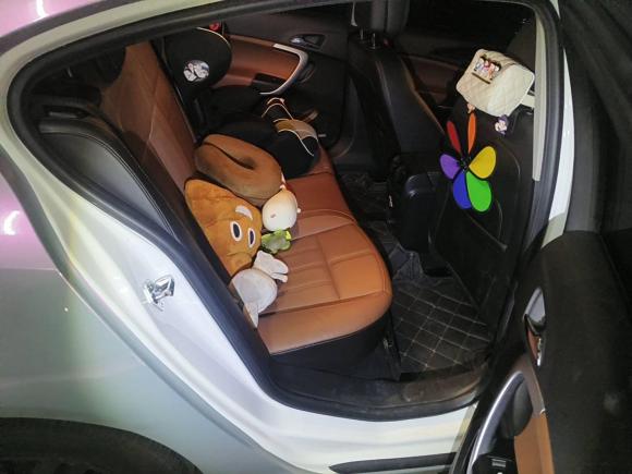 [成都·川A] 二手别克君威2014款 2.4L SIDI豪华时尚型