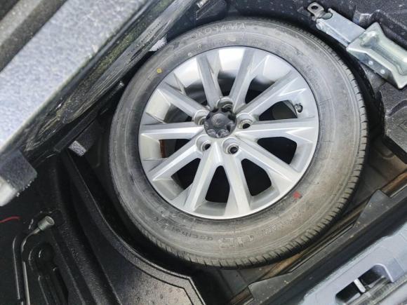 [成都·粤J] 二手丰田凯美瑞2012款 2.5G 豪华版