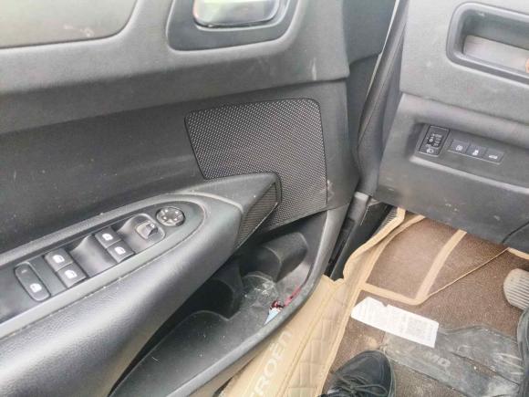 [杭州·陕U] 二手雪铁龙C4世嘉2016款 1.6L 自动豪华型