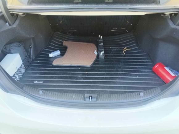 [南昌·粤E] 二手奔驰奔驰C级2015款 C 200 运动版