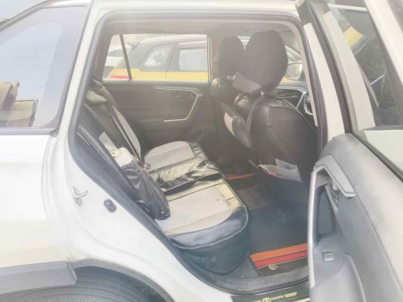 [青岛·鲁U] 二手丰田RAV4荣放2023款 双擎 2.5L E-CVT两驱精英版