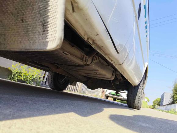 [南通·苏F] 二手福特经典全顺2013款 2.8T柴油物流型短轴中顶JX493ZLQ4