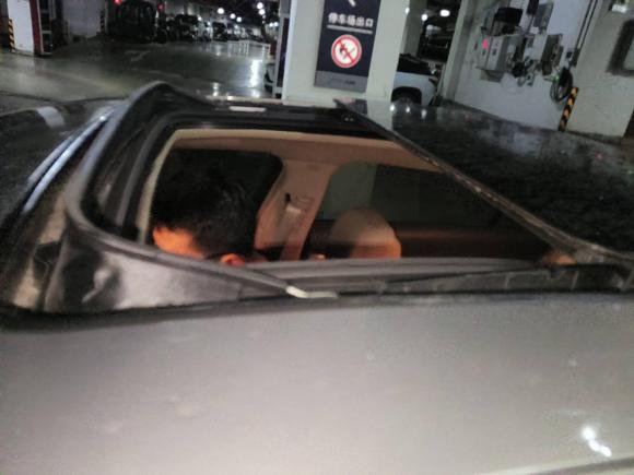 [西安·陕U] 二手别克君越2011款 2.4L SIDI豪华版