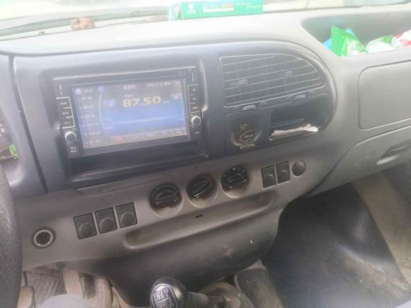 [广州·粤Y] 二手福特经典全顺2013款 2.8T改款柴油厢式运输车短轴中顶JX493ZLQ4