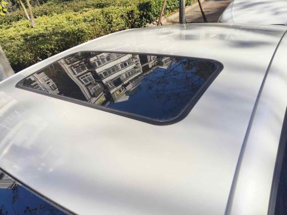 [南京·苏A] 二手雪铁龙雪铁龙C4L2015款 1.8L 自动豪华版