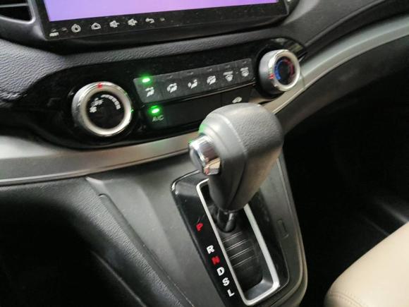 [广州·粤L] 二手本田本田CR-V2016款 2.0L 两驱都市版