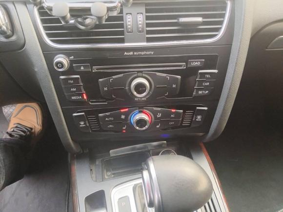 [南通·苏D] 二手奥迪奥迪A4L2013款 35 TFSI 自动标准型