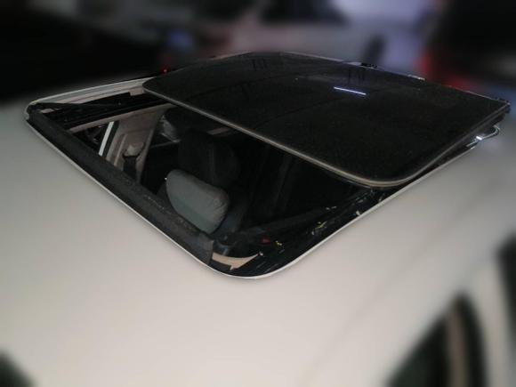 [西安·陕U] 二手本田思域2022款 240TURBO CVT劲控版