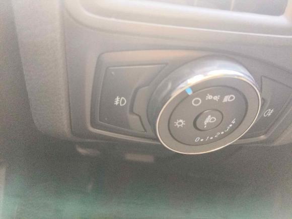 [广州·粤B] 二手福特福克斯2012款 两厢 1.6L 自动舒适型