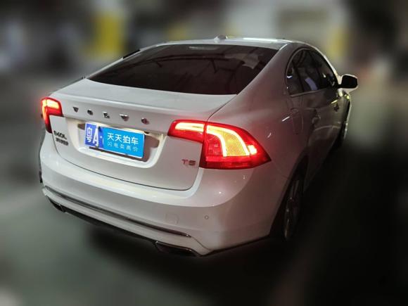 [广州·粤A] 二手沃尔沃沃尔沃S602017款 S60L T5 智驭版