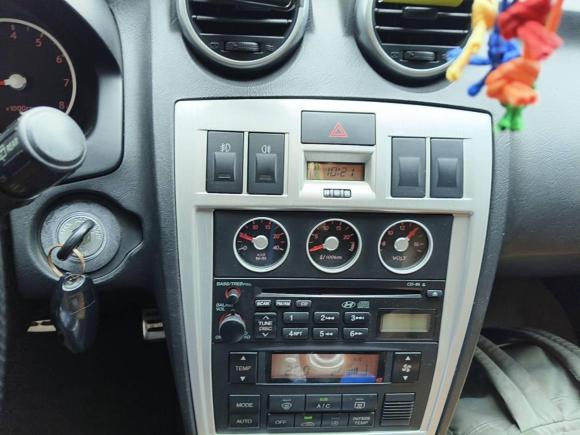 [上海·沪D] 二手现代酷派2004款 FX 2.7