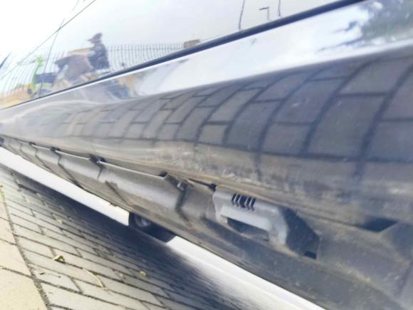 [青岛·鲁K] 二手奔驰奔驰R级2017款 R 320 4MATIC 商务型臻藏版