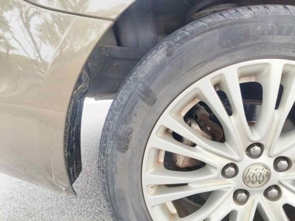 [苏州·苏E] 二手别克英朗2015款 18T 双离合豪华型