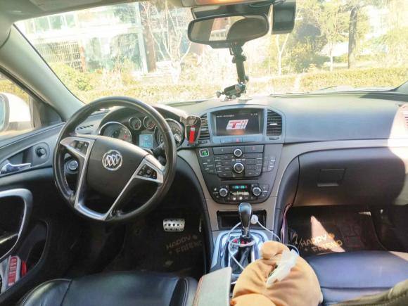 [青岛·鲁B] 二手别克君威2010款 2.0T 旗舰运动版