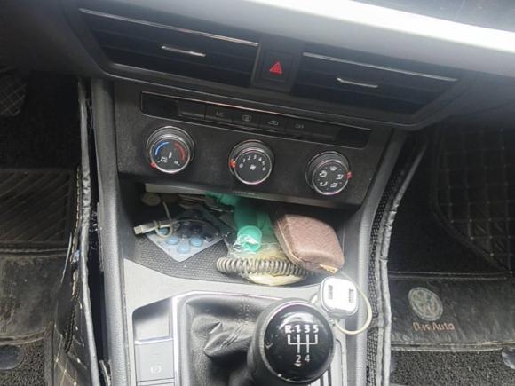 [上海·沪C] 二手大众朗逸2019款 1.5L 手动舒适版 国VI