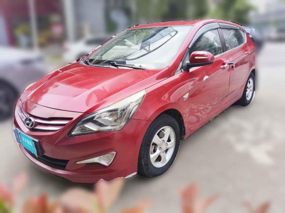 現(xiàn)代瑞奕2016款 1.4L 自動領(lǐng)先型GLX「武漢二手車」「天天拍車」