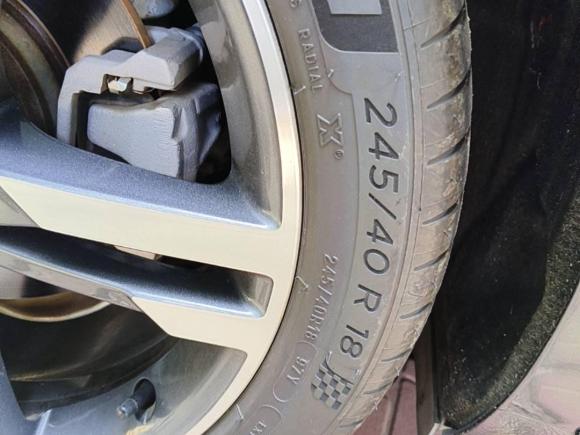 [广州·粤A] 二手奥迪奥迪A4L2020款 40 TFSI 豪华动感型
