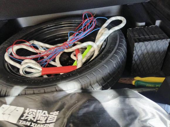 [上海·苏U] 二手别克昂科威Plus2022款 昂科威Plus 652T 五座四驱豪华型