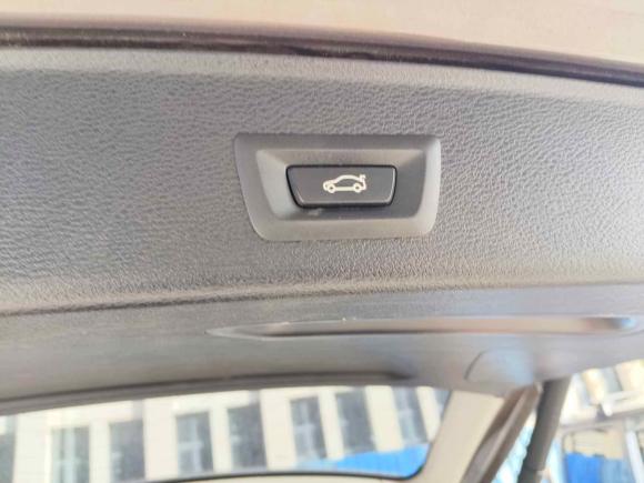 [南京·苏A] 二手宝马宝马X32013款 xDrive20i 豪华型