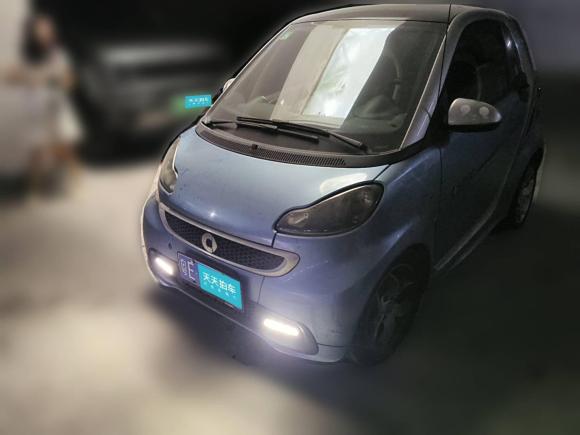 smartsmart fortwo2014款 1.0 MHD 硬顶城市光波激情版「佛山二手车」「天天拍车」