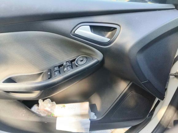 [青岛·鲁B] 二手福特福克斯2012款 两厢 1.6L 自动舒适型