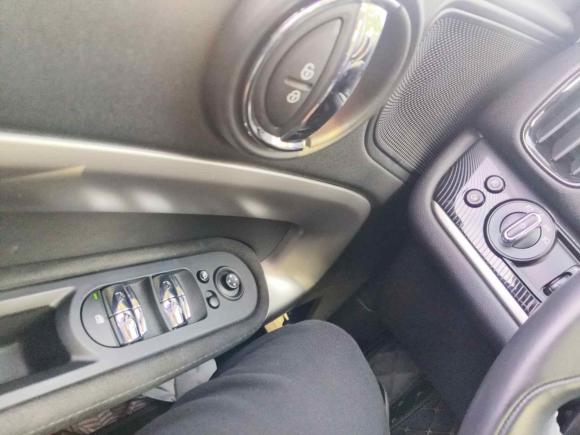 [苏州·苏E] 二手MINIMINI COUNTRYMAN2019款 2.0T COOPER S ALL4 艺术家