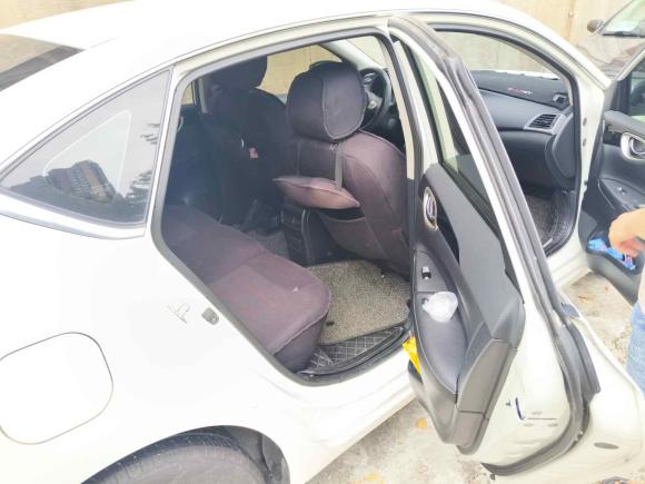 [深圳·粤B] 二手日产轩逸2018款 1.6XV CVT尊享版