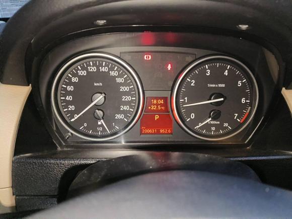 [广州·粤D] 二手宝马宝马X12012款 sDrive18i 豪华型