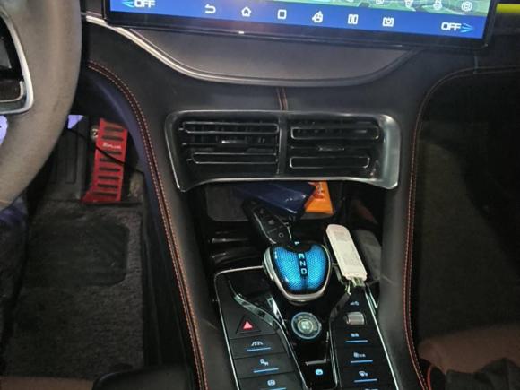 [广州·粤A] 二手比亚迪宋PLUS新能源2021款 DM-i 100KM 四驱旗舰PLUS