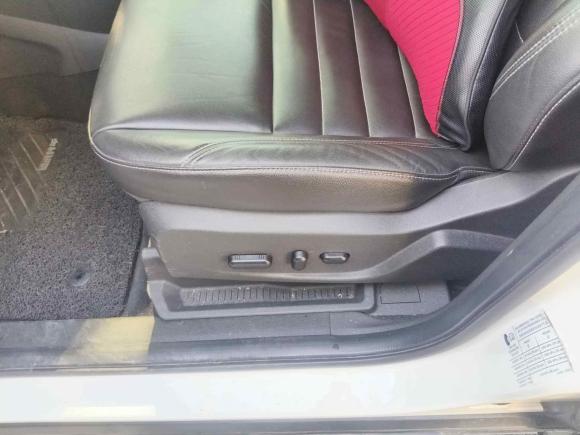 [苏州·苏E] 二手福特翼虎2015款 2.0L GTDi 四驱尊贵型