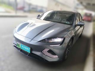 比亚迪海豹2022款 550km 标准续航后驱版尊贵型