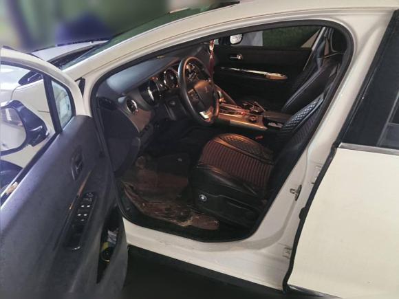 [武汉·鄂A] 二手标致标致30082016款 1.6THP 自动经典版