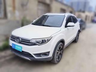 一汽森雅R72017款 1.6L 自动尊贵型