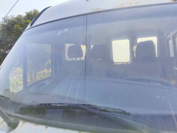 [宁波·浙B] 二手依维柯依维柯褒迪2017款 2.5T经典A32客车中顶6-7座47Z5